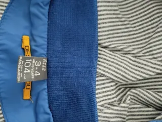 Chubasquero azul 3-4 años