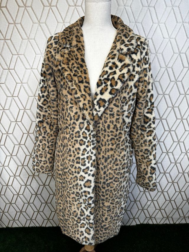 Abrigo pelo animal print