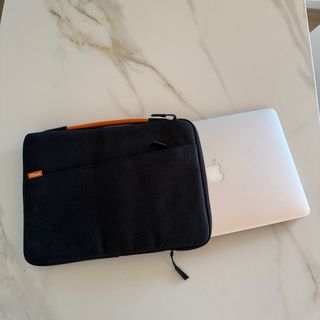 MacBook Air 13 i5 250GB Principios 2015