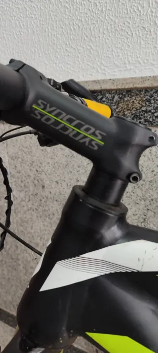 Bicicleta Scott Scale 750. Bicicleta de montaña.