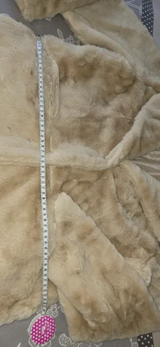 Abrigo pelito crema suave nuevo