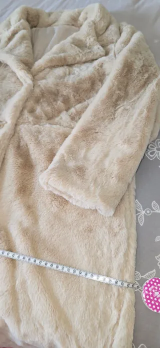 Abrigo pelito crema suave nuevo