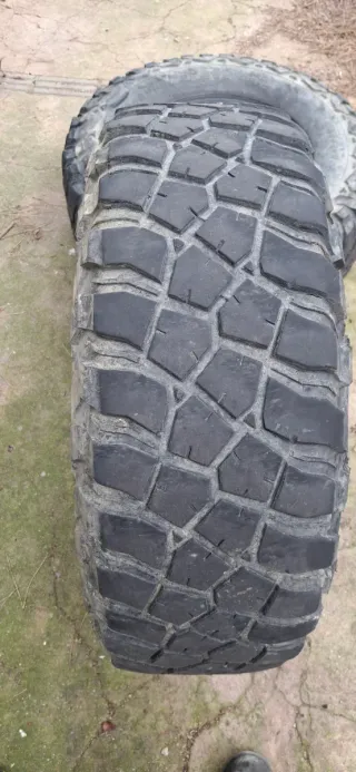 Ruedas BFGoodrich Mud Terrain KM3 31 10.5 R15