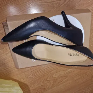 Tacones Michael Kors Negros