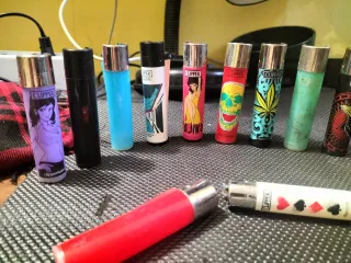 Lotto 15 accendini Clipper senza pietra