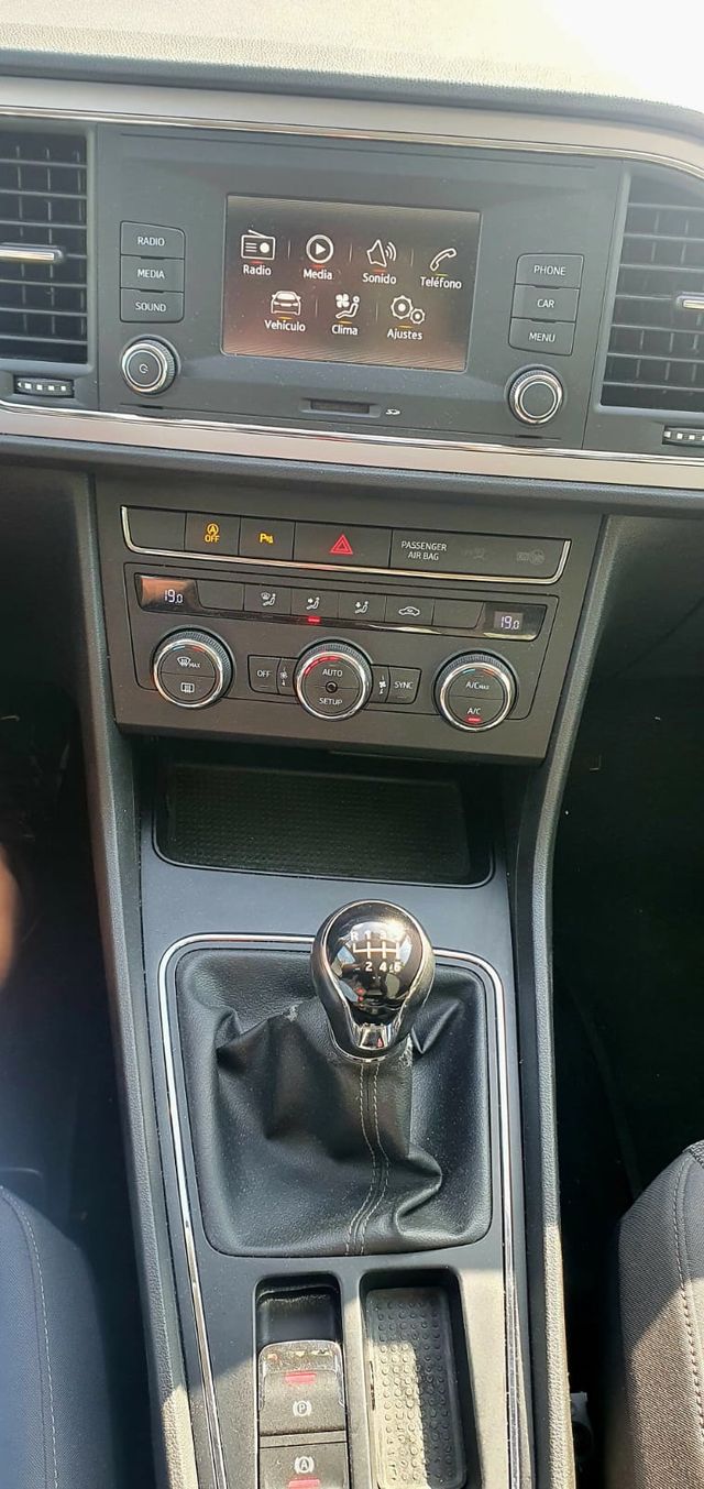 SEAT Leon 2019 ETIQUETA ECO!