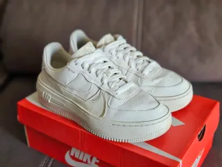 Nike Air Force 1 PLATFORM