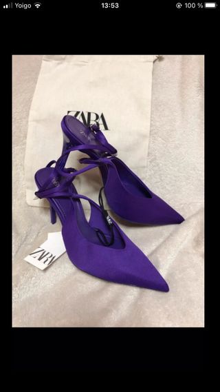Zapatos tacón satinado Zara