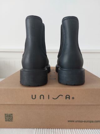 Botines de agua UNISA negros
