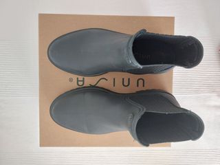 Botines de agua UNISA negros