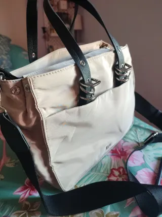 Bolso Parfois Beige y Negro