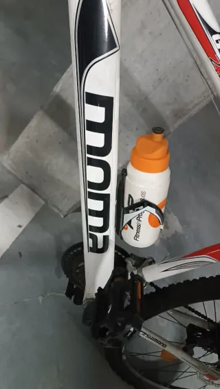 Bicicleta Moma GTT 2.0