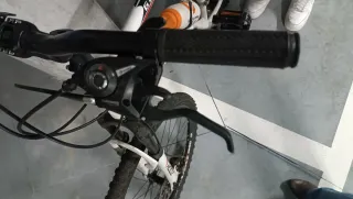 Bicicleta Moma GTT 2.0