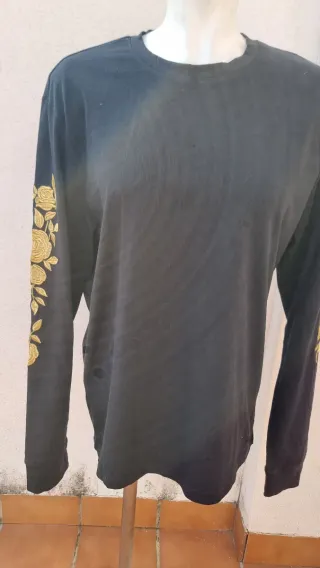 Camiseta Guess Negra Bordada Talla L/XL