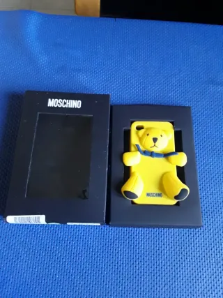 Cover Moschino "Teddy Bear"