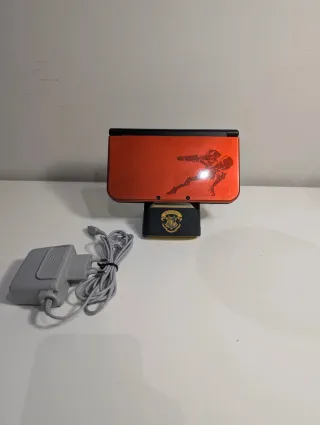 Nintendo 3DS XL Samus Limited edition