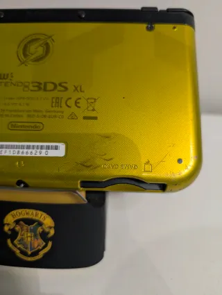 Nintendo 3DS XL Samus Limited edition