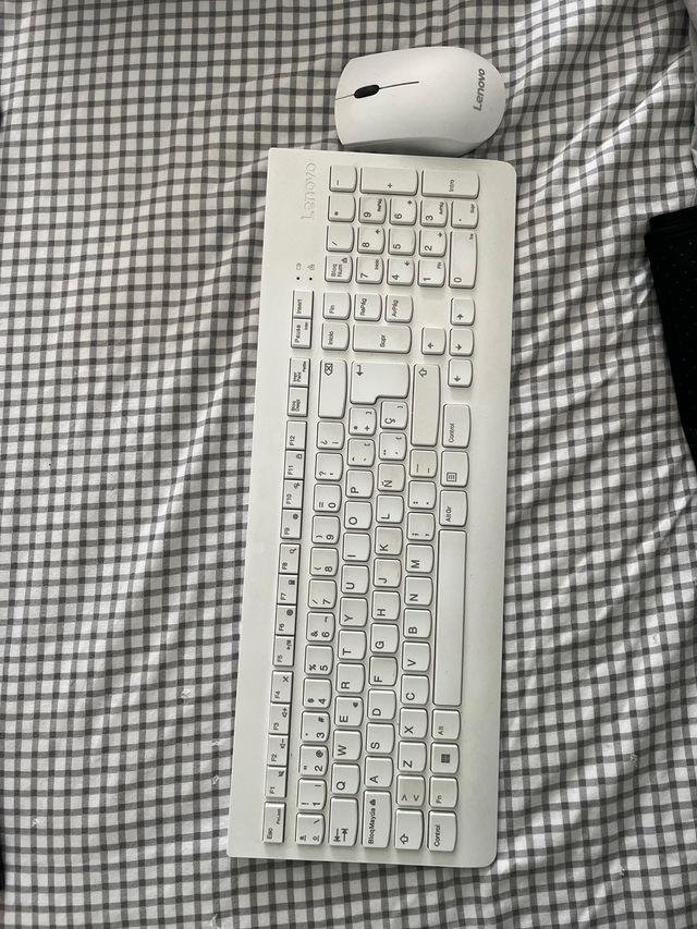 Set Tastiera e Mouse Wireless Lenovo Bianco