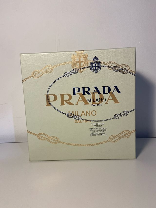 Caja Prada Milano Infusion D'Iris