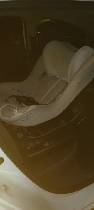 Sillabebé ISOFIX marcha y contramarcha hasta 4 año