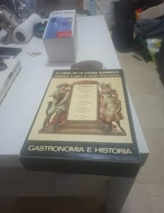 El libro de la cocina española