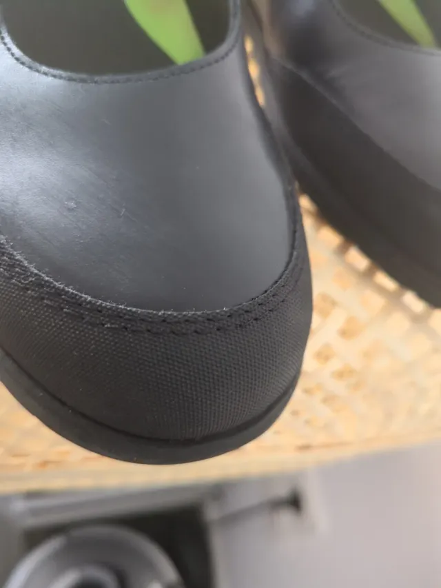 Zapatos colegiales tipo Merceditas nuevos