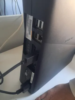 Xbox 360 S 500GB Nero + 3 Controller e 2 Giochi