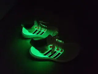Zapatillas Adidas Verdes y Blancas