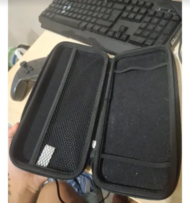 Nintendo Switch grigio e blu