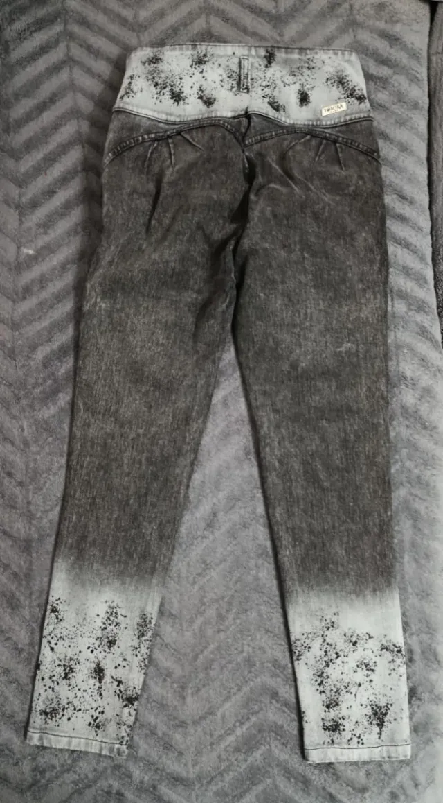 Pantalón Jean Gris con Brillos