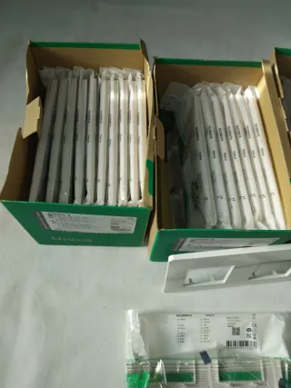 Marco Doble Schneider Electric Blanco