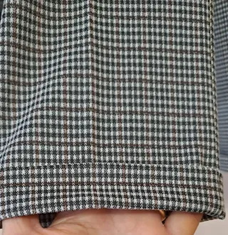 Pantaloni a quadretti tg.48 con bordino in fondo