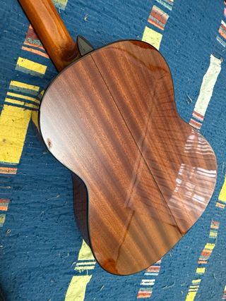 Guitarra Española Juanita 3/4 cuerdas para zurdos