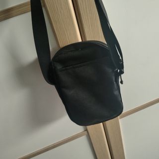 Riñonera Nike Negra Casi Nueva