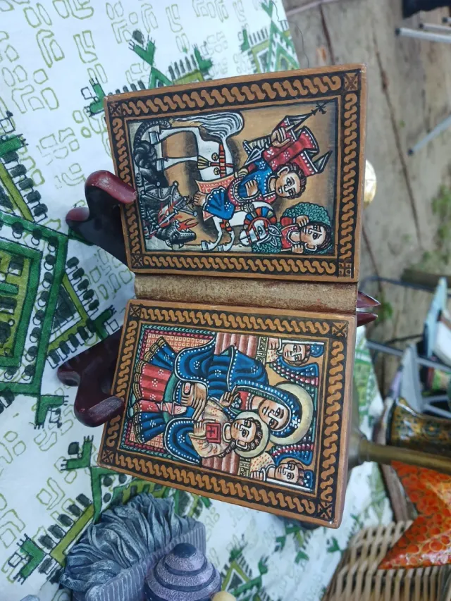 Icono religioso pintado a mano