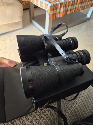Prismáticos en perfecto estado