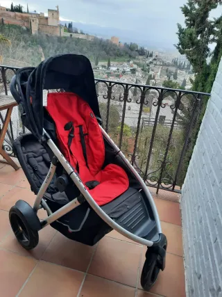 Carro de bebé 3 ruedas rojo