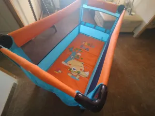 Cuna de viaje infantil
