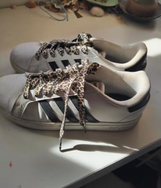 Adidas Bambas Talla 38 con Cordones Leopardo