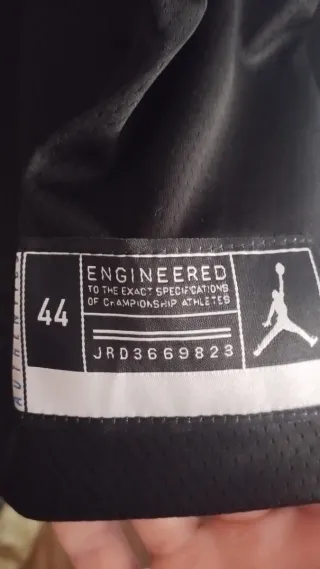 Camiseta Milwaukee Bucks Giannis #34 Negra Jordan