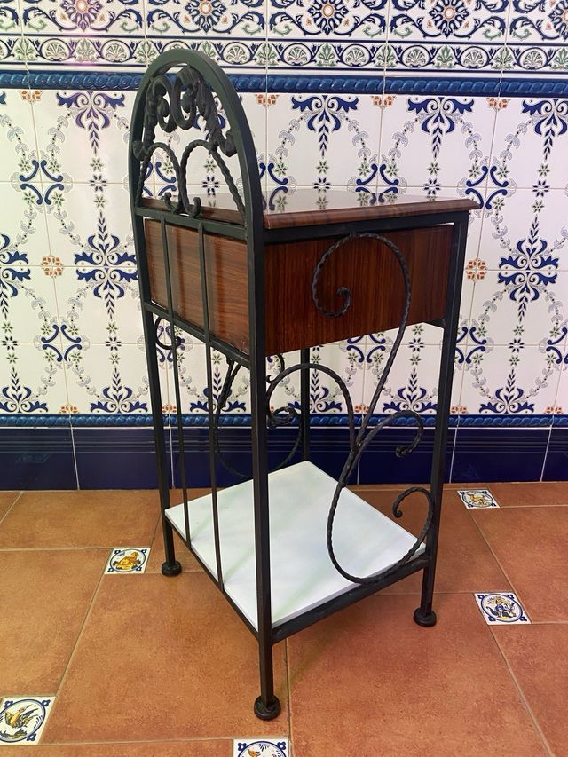 Mesilla auxiliar de entrada de Forja