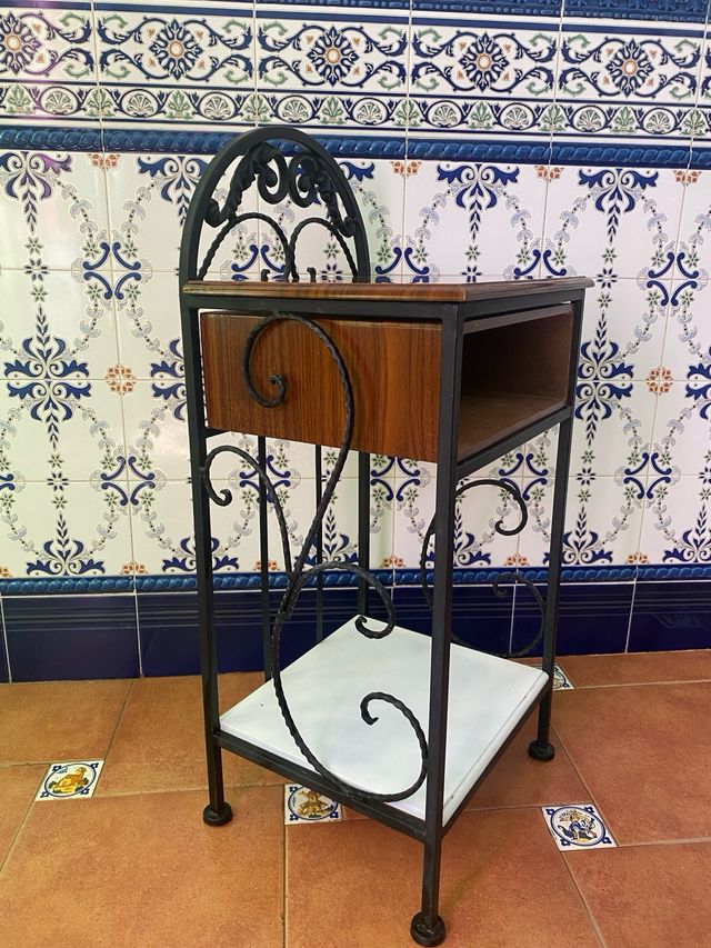 Mesilla auxiliar de entrada de Forja