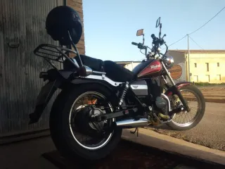 Moto Custom Rebel 250cc año 99 kms 34000