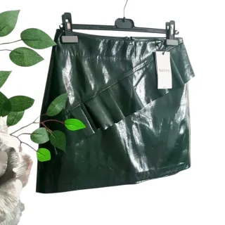 Minifalda Bershka Nueva L