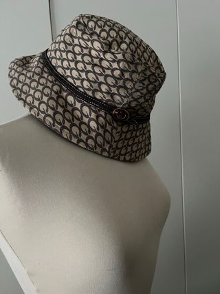 Cappello Guess Beige/Marrone Taglia M