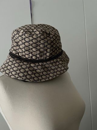 Cappello Guess Beige/Marrone Taglia M