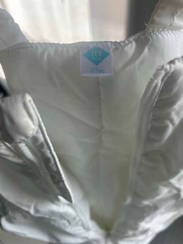 Mono de nieve blanco 1 año