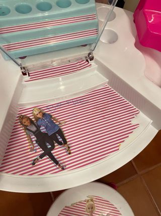 Tocador infantil Barbie con taburete