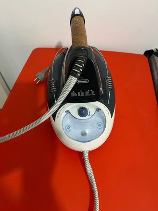 Centro de Planchado Delonghi