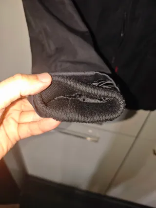 Chaqueta Desigual Negra con Capucha